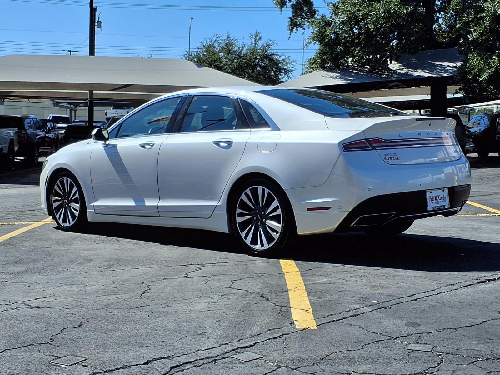Used 2019 Lincoln MKZ Reserve AWD/4WD image 8