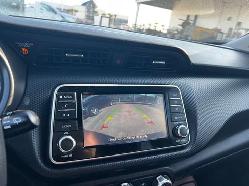 Used 2024 Nissan Kicks S FWD image 16