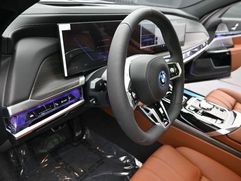 New 2026 BMW i7 xDrive60 w/ Executive Package AWD/4WD image 18