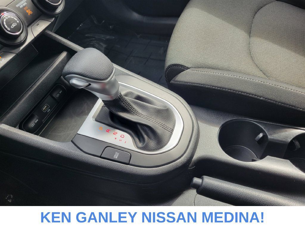 Used 2023 Kia Forte LXS w/ LXS Technology Package FWD image 27