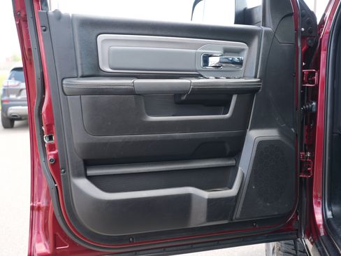 Used 2018 RAM 2500 Power Wagon w/ Leather & Luxury Group AWD/4WD image 11