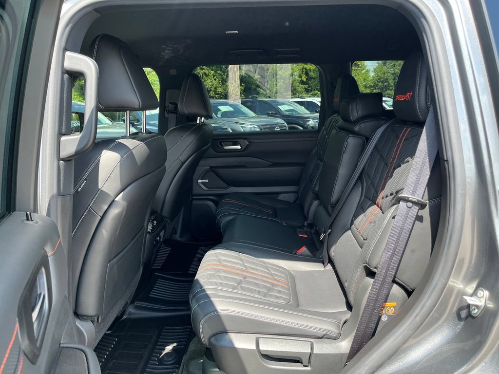 Certified 2026 Nissan Armada PRO-4X AWD/4WD image 28
