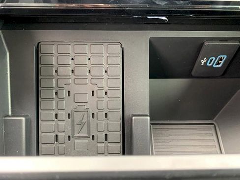 New 2024 Ford F250 Lariat w/ Lariat Ultimate Package image 23