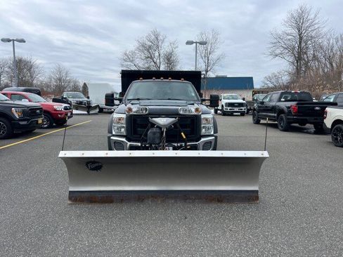 Used 2014 Ford F550 4x4 Regular Cab Super Duty image 2