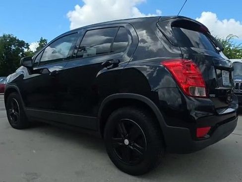 Used 2020 Chevrolet Trax LS w/ Tint and Cruise Package FWD image 2