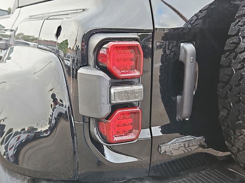 Used 2024 Ford Bronco Raptor AWD/4WD image 8