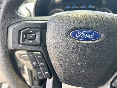 Used 2017 Ford F250 XL w/ Power Equipment Group AWD/4WD image 25