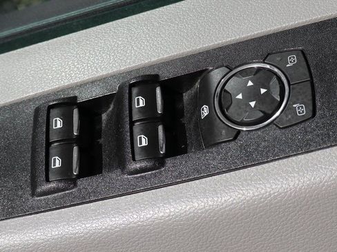 Used 2022 Ford F250 XL w/ Power Equipment Group image 17