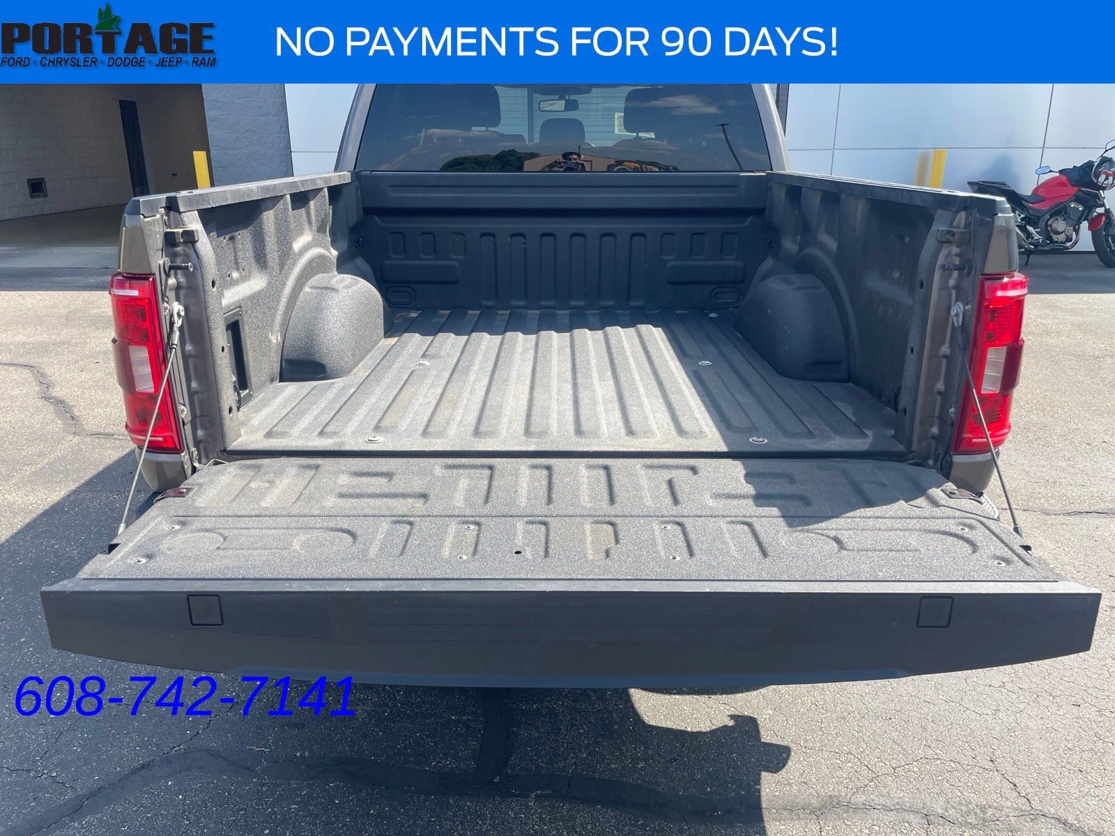 Used 2022 Ford F150 XLT w/ Equipment Group 302A High AWD/4WD image 7