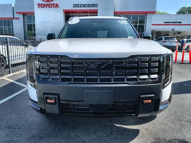 Used 2027 Kia Telluride SX Prestige X-Pro AWD/4WD image 3