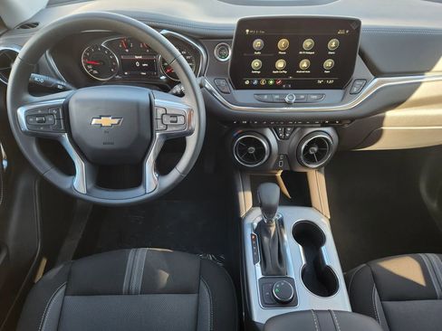 Used 2025 Chevrolet Blazer LT image 26
