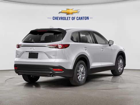 Used 2021 MAZDA CX-9 Touring w/ Touring Premium Package FWD image 2