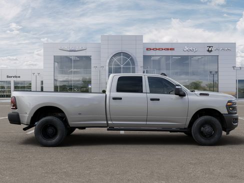 New 2026 RAM 3500 Tradesman image 47