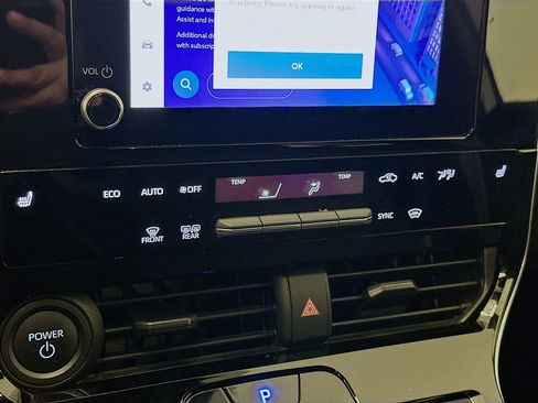 Used 2024 Subaru Solterra Premium image 24