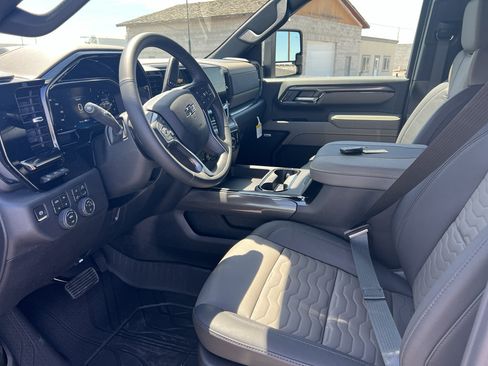New 2026 Chevrolet Silverado 2500 ZR2 w/ LPO, Dark Essentials Package AWD/4WD image 12