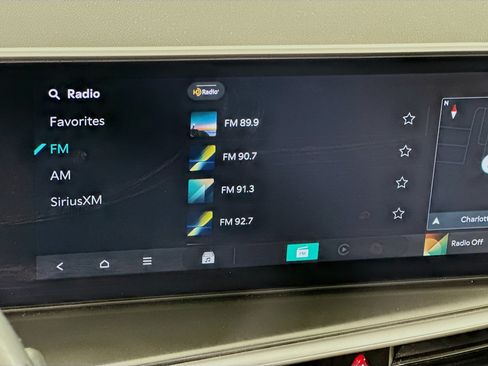 Used 2024 Kia Sorento S w/ Panoramic Sunroof Package FWD image 21