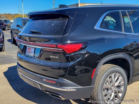 New 2026 Buick Enclave Preferred image 6