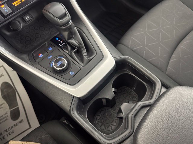 Used 2019 Toyota RAV4 XLE w/ Convenience Package AWD/4WD image 16