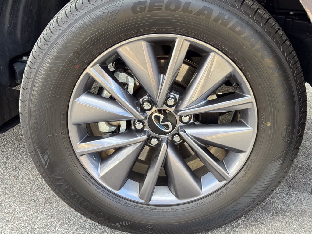 Certified 2026 INFINITI QX80 Pure AWD/4WD image 10