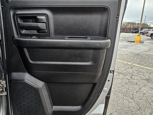 Used 2014 RAM 1500 Express image 29