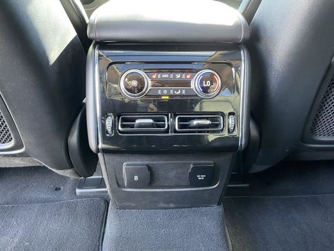 Used 2023 Lincoln Aviator AWD w/ Premium Package image 36