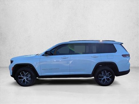 New 2025 Jeep Grand Cherokee L Limited image 5