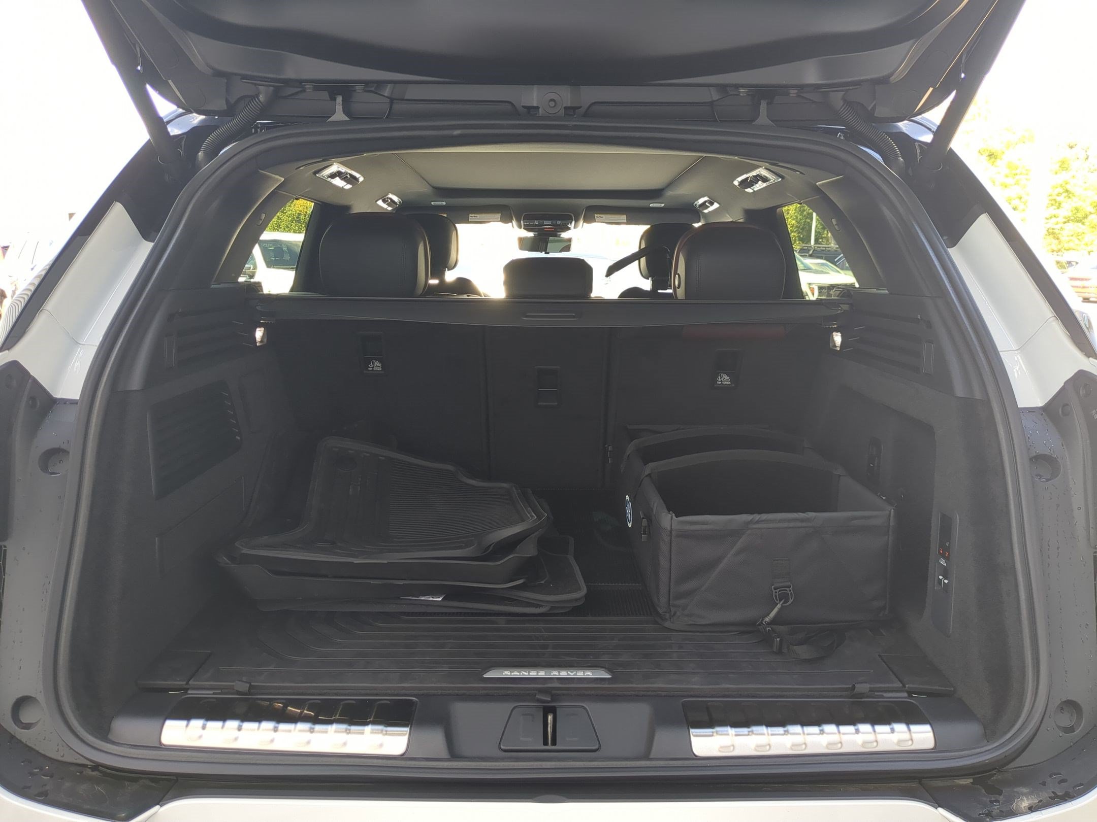 New 2027 Land Rover Range Rover Sport Dynamic SE AWD/4WD image 29