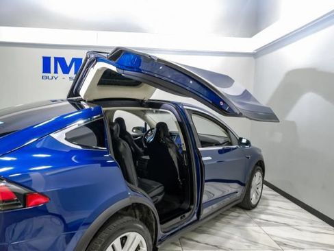 Used 2016 Tesla Model X 90D AWD/4WD image 50