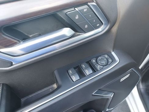 Used 2022 GMC Sierra 1500 SLT image 19