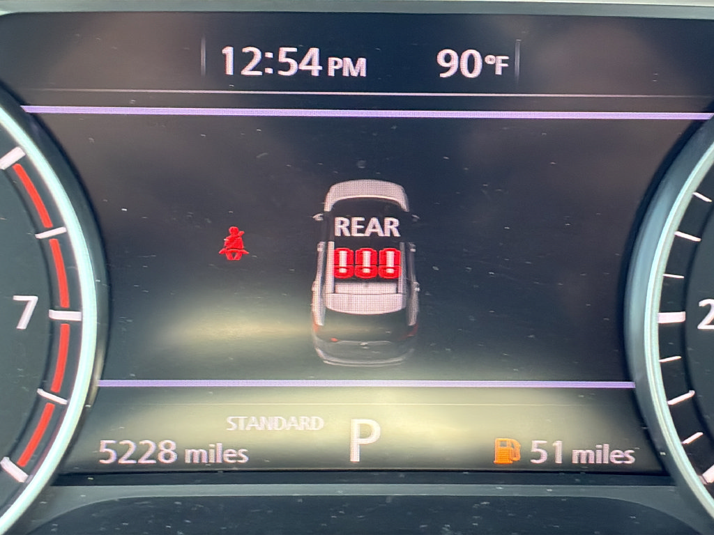 Used 2025 Nissan Rogue S FWD image 35