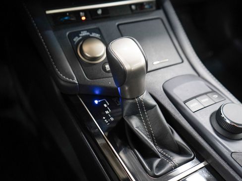 Used 2018 Lexus ES 350 w/ Premier Package FWD image 22