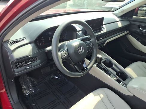 Used 2024 Honda Accord EX image 15