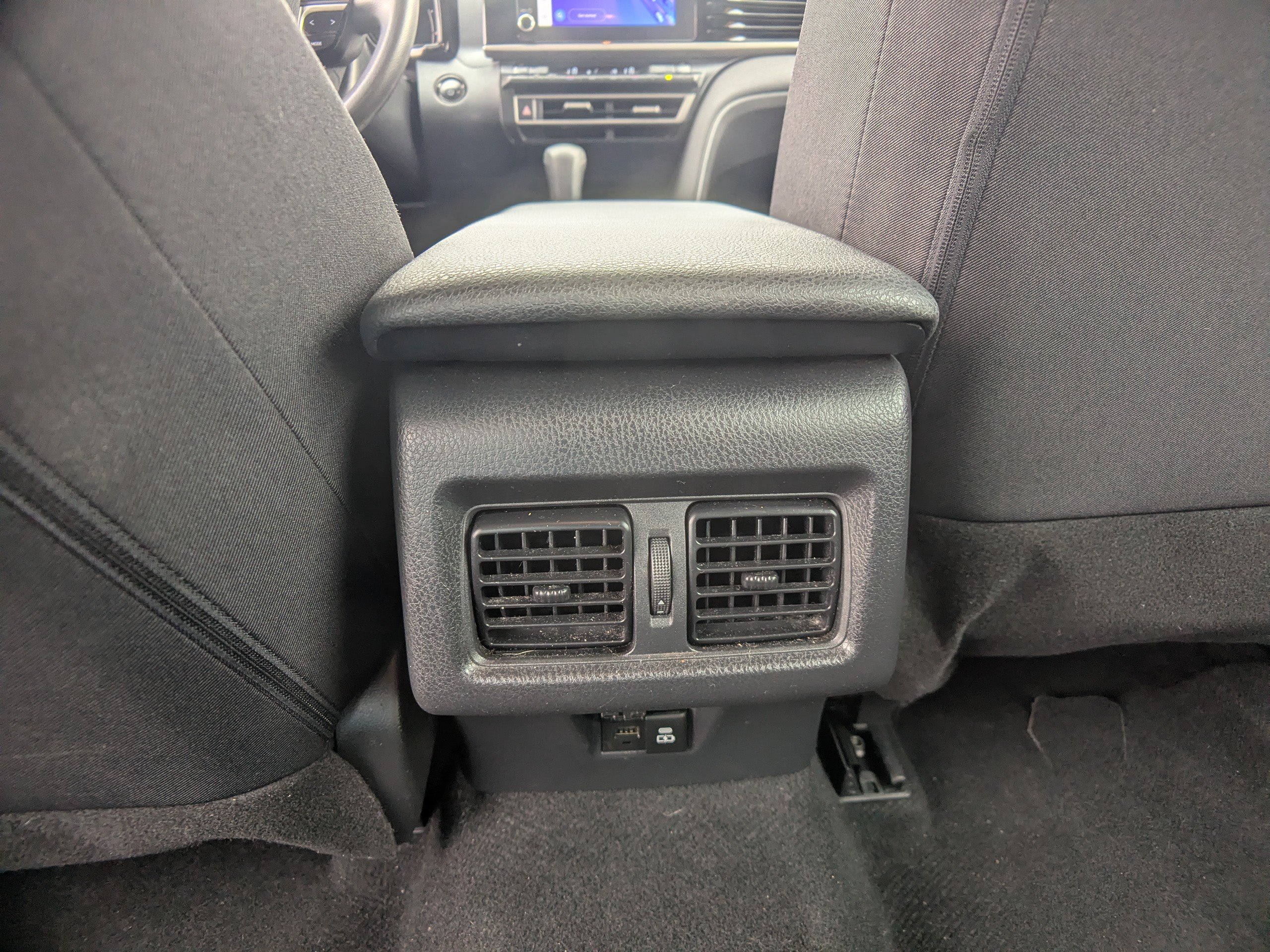 Used 2025 Toyota Camry LE FWD image 15