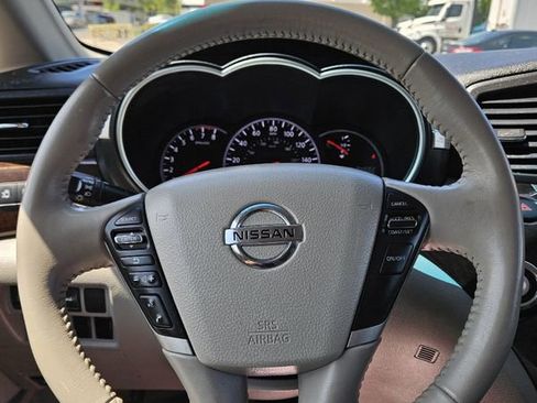 Used 2012 Nissan Quest LE w/ Tow Pkg FWD image 10