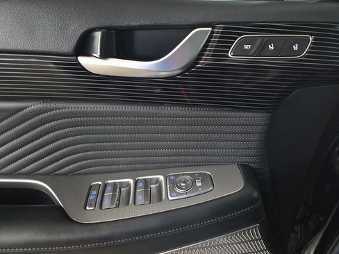 Used 2024 Hyundai Palisade Calligraphy image 39