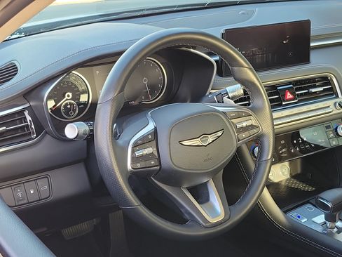 Certified 2026 Genesis G70 2.5T AWD/4WD image 9