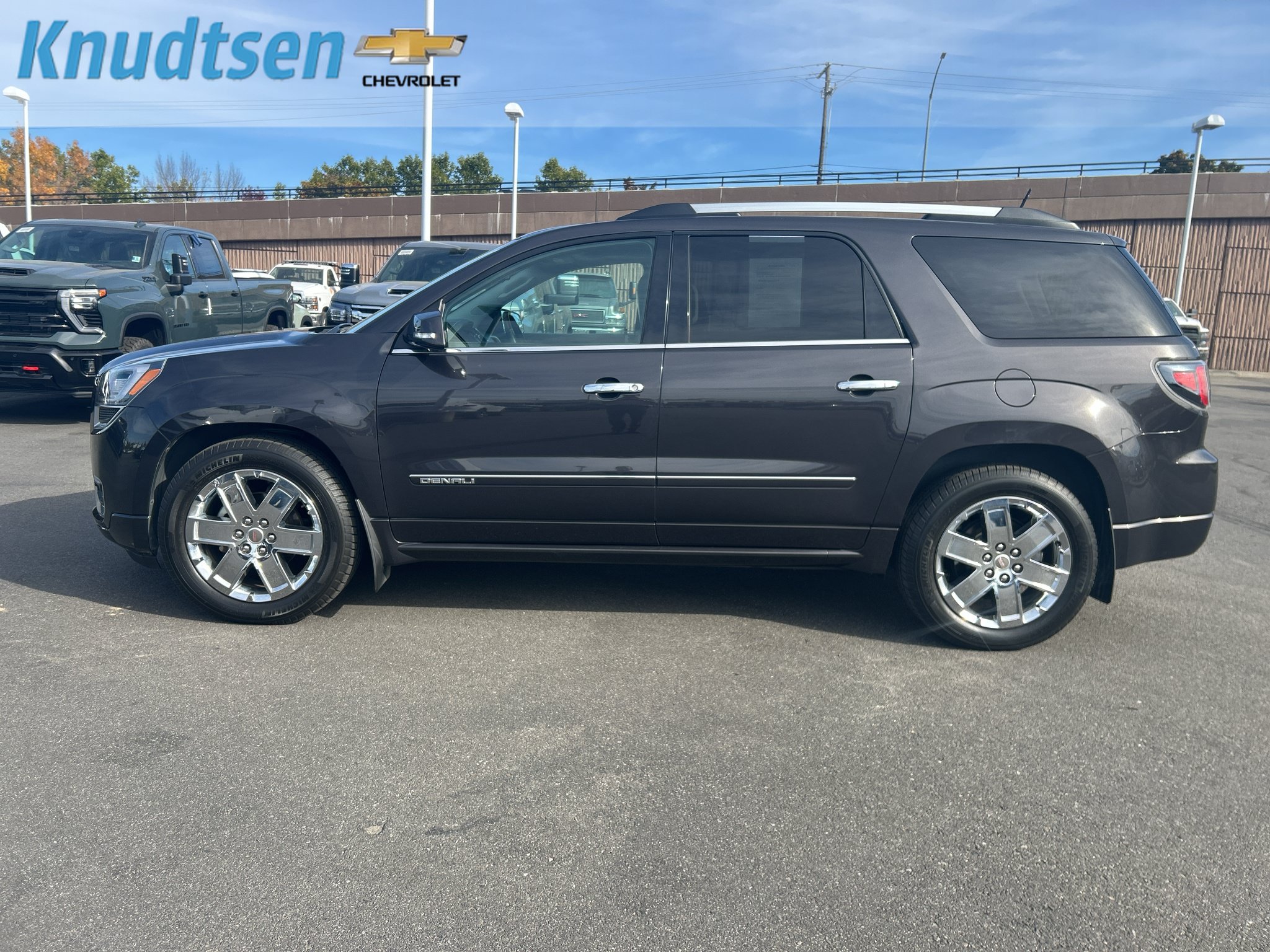 Used 2016 GMC Acadia Denali AWD/4WD image 4