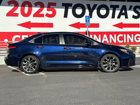 Used 2025 Toyota Corolla SE image 6