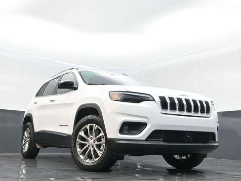Certified 2022 Jeep Cherokee Latitude Lux image 30