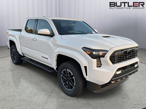 New 2026 Toyota Tacoma TRD Sport RWD image 6