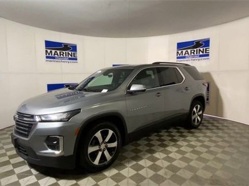 Certified 2023 Chevrolet Traverse LT w/ LT Premium Package image 7