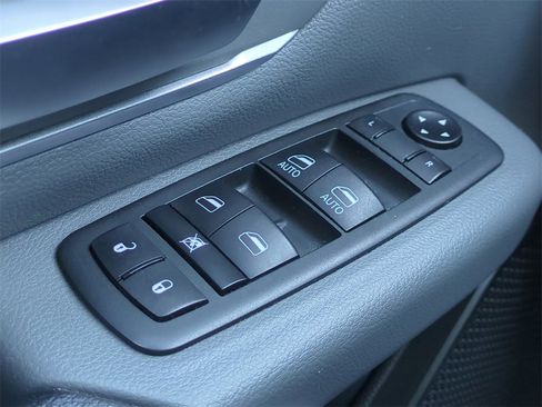 Certified 2021 RAM 1500 Big Horn image 24