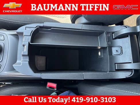 Used 2024 GMC Terrain SLE w/ Driver Convenience Package AWD/4WD image 19