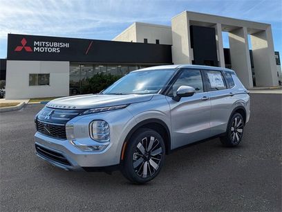 New 2025 Mitsubishi Outlander SE