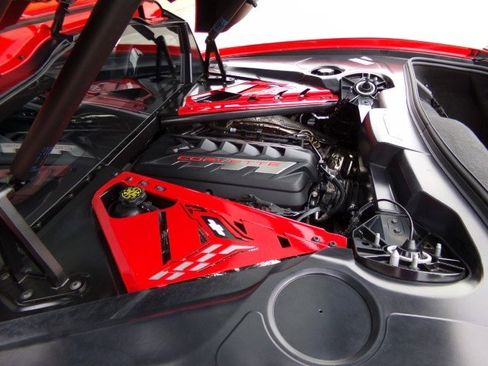 Used 2025 Chevrolet Corvette E-Ray w/ Stealth Interior Trim Package AWD/4WD image 15