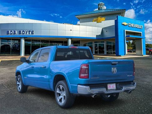Used 2022 RAM 1500 Laramie AWD/4WD image 3