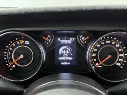 Used 2023 Jeep Gladiator Sport image 27