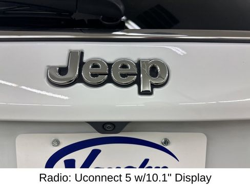Used 2025 Jeep Compass Limited AWD/4WD image 17