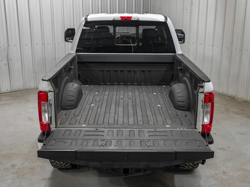 Used 2019 Ford F250 Lariat w/ Lariat Value Package AWD/4WD image 58
