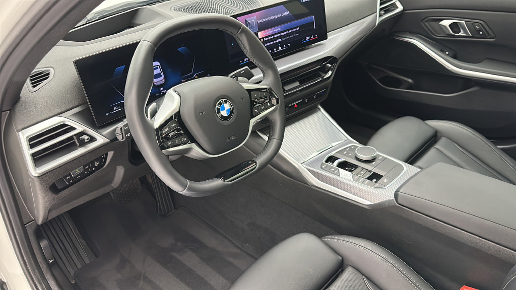 Used 2026 BMW 330i xDrive Sedan AWD/4WD image 12